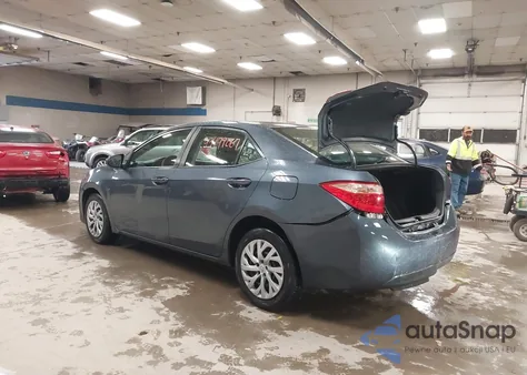 2018 Toyota Corolla Le z USA, uszkodzony, nr VIN 2T1BURHE8JC071195